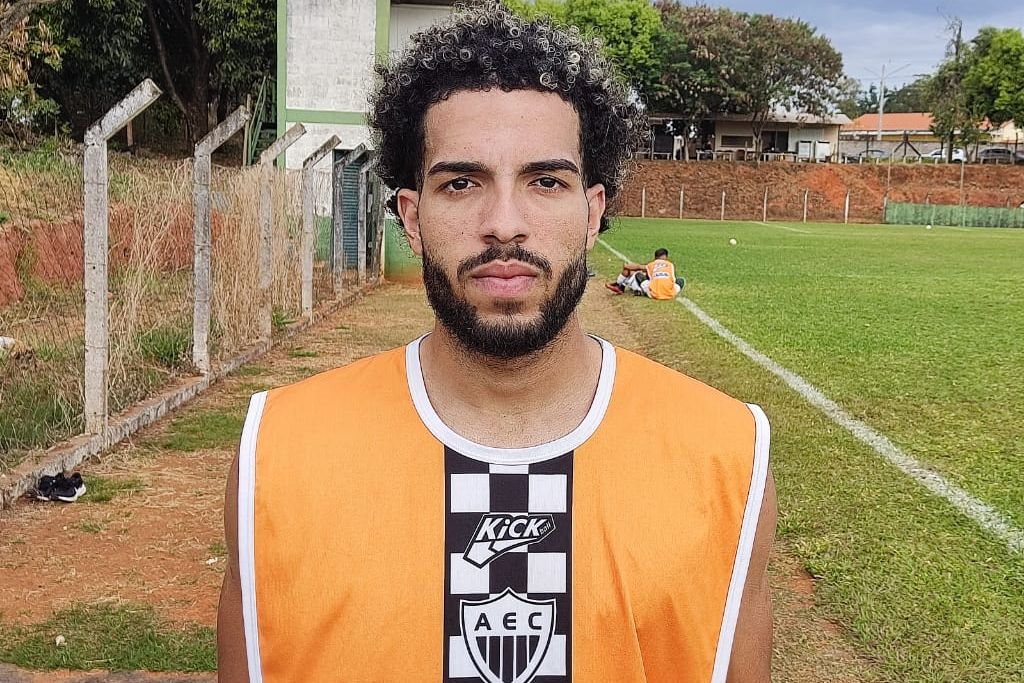 Estamos no caminho certo', diz Tiago Pereira, treinador do Araxá Esporte
