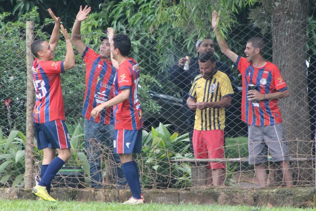 Arachás vence e conquista vaga antecipada para as semifinais do Amadorão